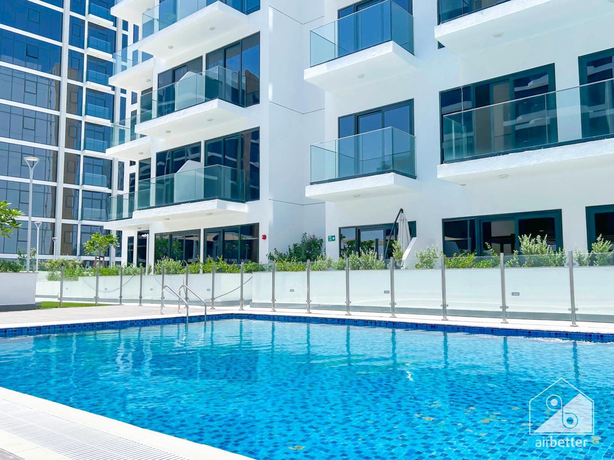 Charming Studio With Balcony In Azizi Riviera Dubaj Kültér fotó