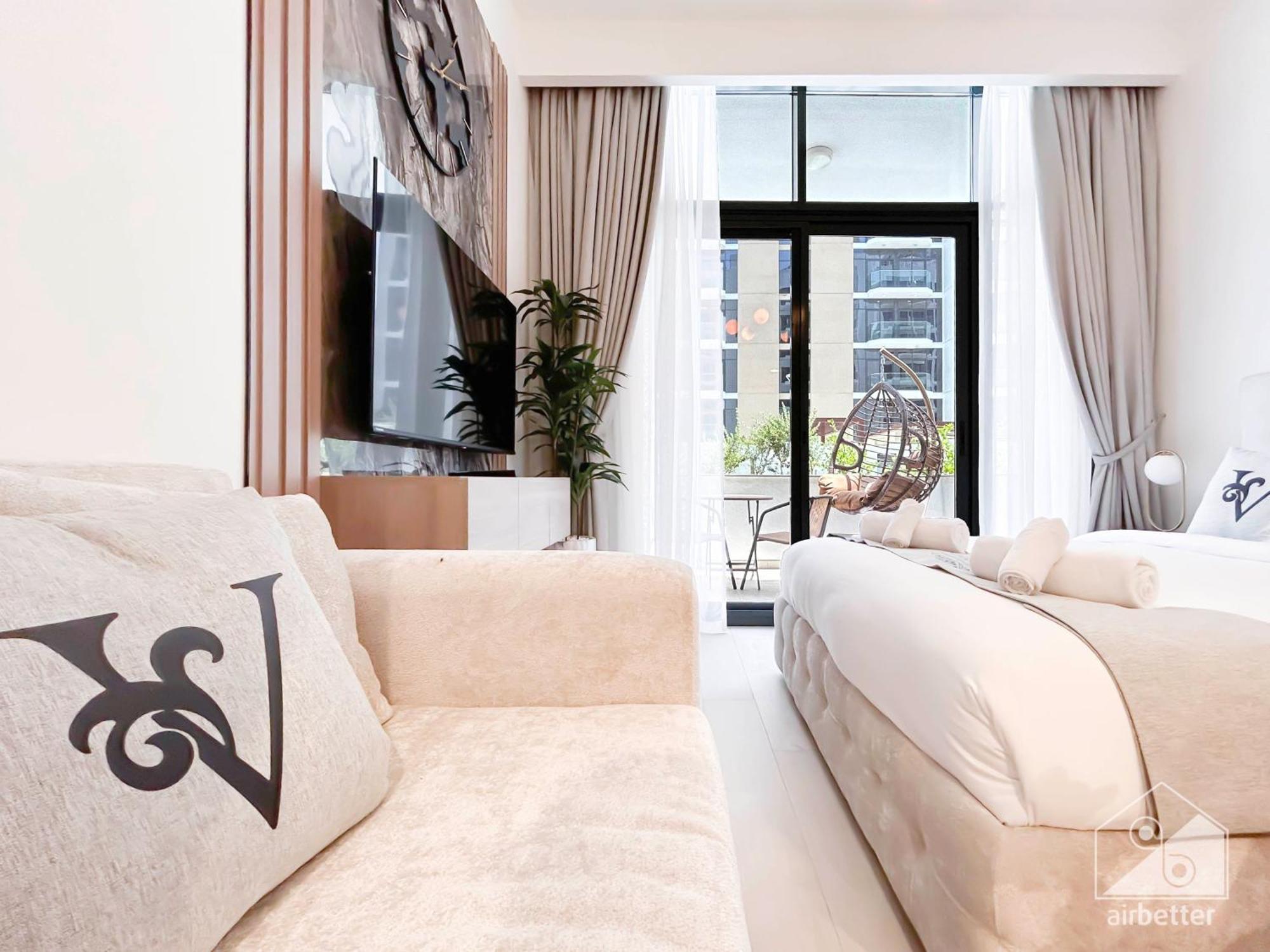 Charming Studio With Balcony In Azizi Riviera Dubaj Kültér fotó