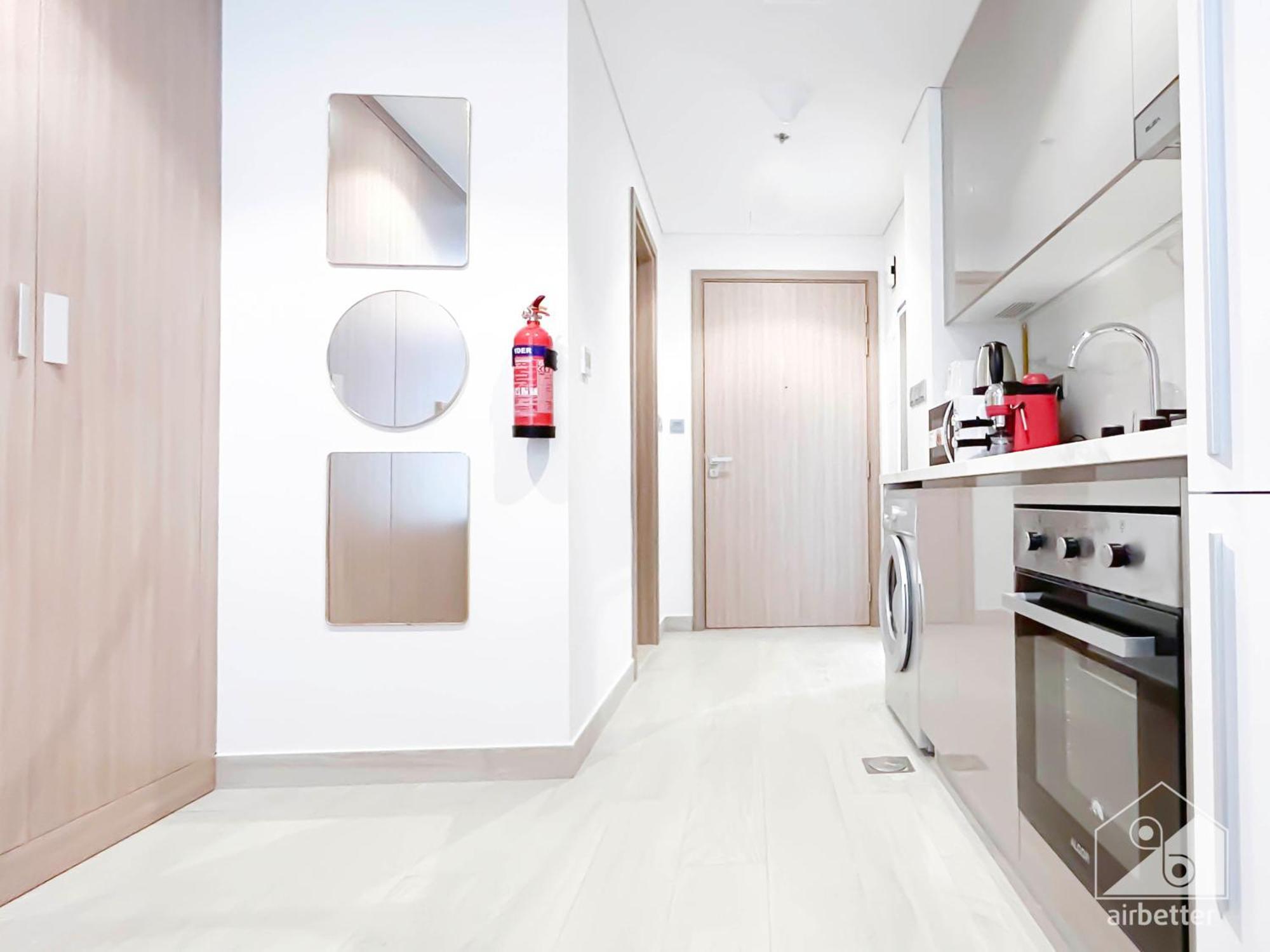Charming Studio With Balcony In Azizi Riviera Dubaj Kültér fotó